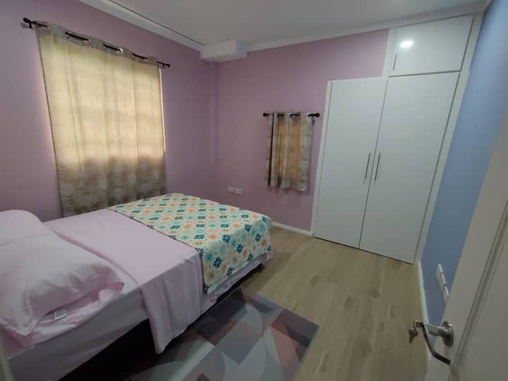 This is the secondary bedroom.