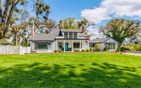 Beautiful Country Home next to Jacksonville!