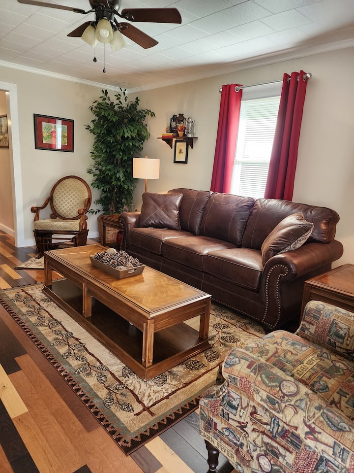 Dnevni boravak na katu.