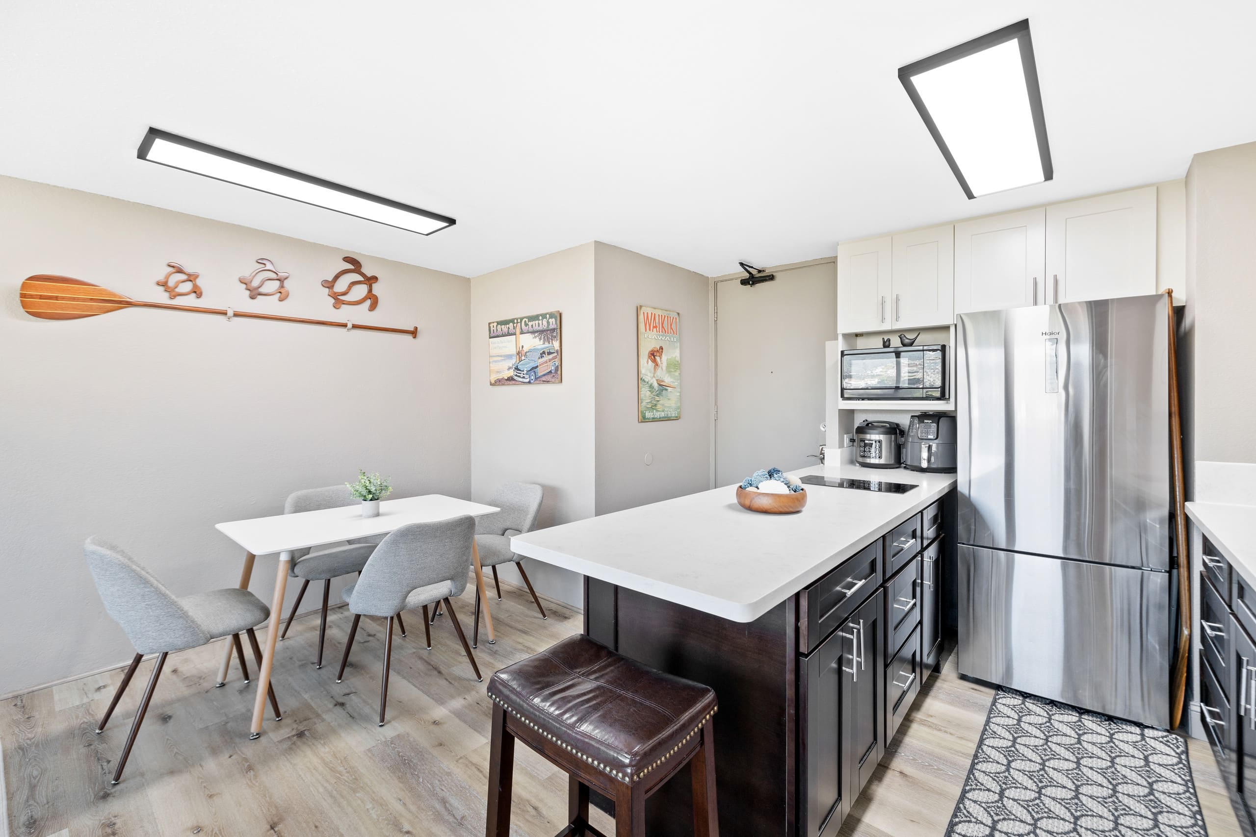 Condo in Honolulu · ★4.82 · 1 bedroom · 4 beds · 1 private bath - Image 9