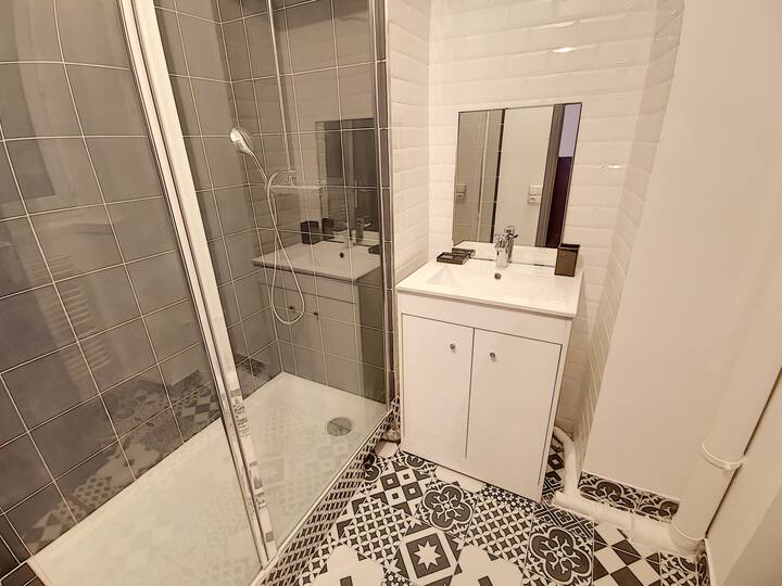 Apartment near Paris