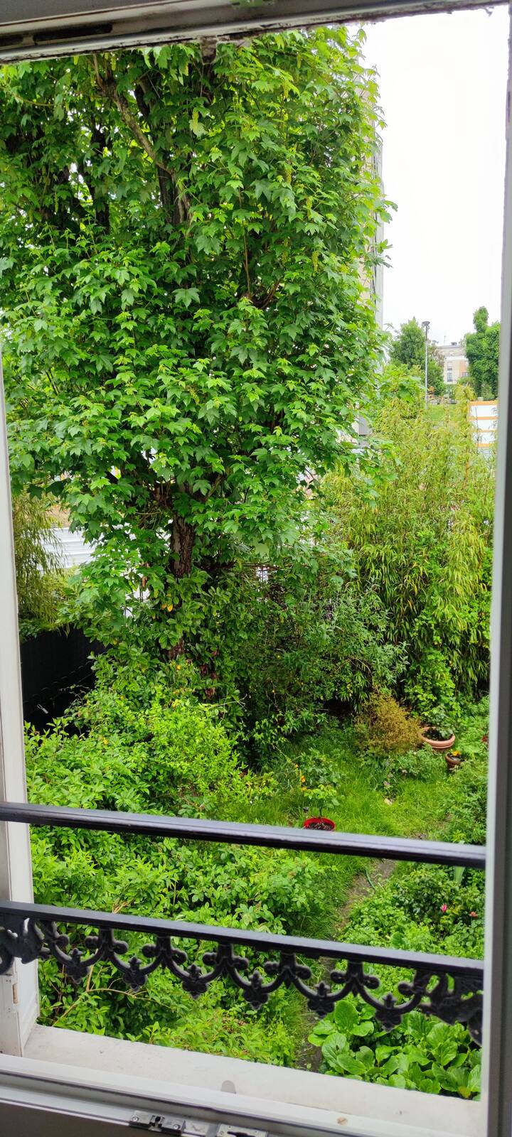 Apartment near Paris