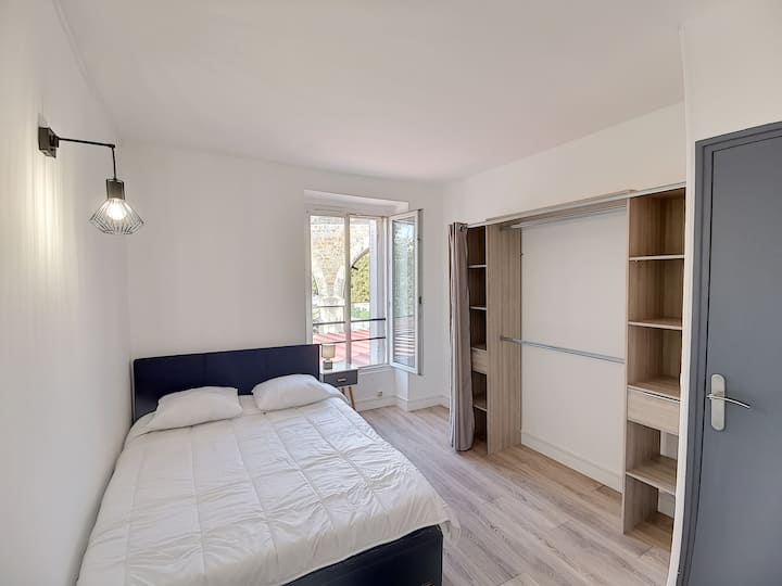 Apartment near Paris