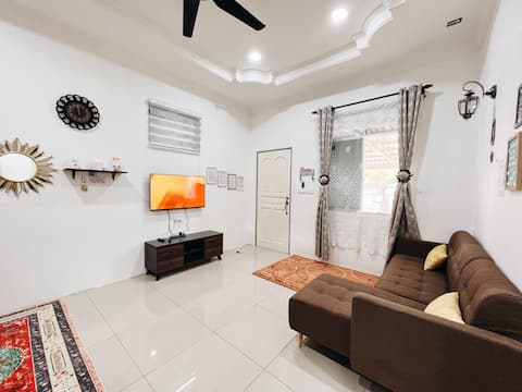New in Town! 2BR Rad Homestay