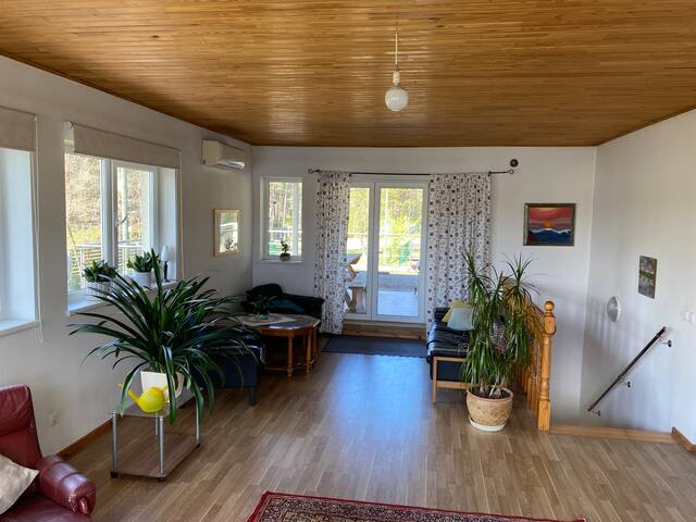 Waterfront in peaceful Bulli gallery image 5