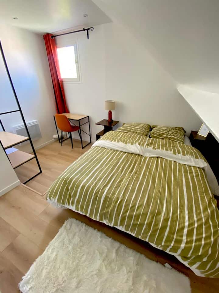 Dormitorio de 3 pisos
