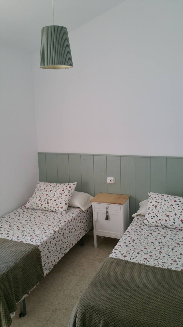 Dhomë në katin e sipërm