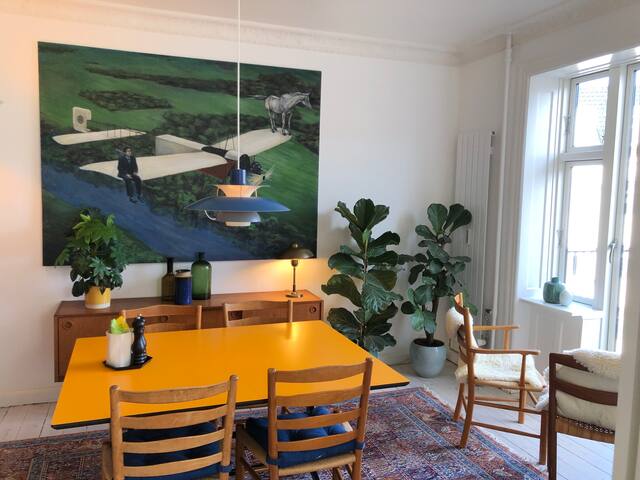 Klassisk lejlighed i Paris-KBH gallery image 2