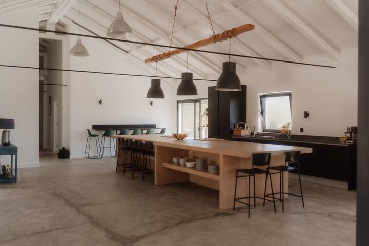 The Long Barn Ericeira gallery image 5