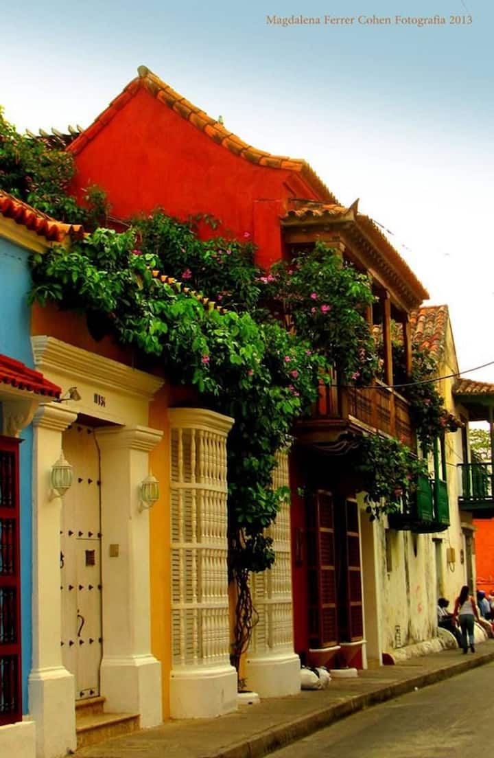 2AG1M House in Getsemaní with Jacuzzi and Wifi Houses for Rent in