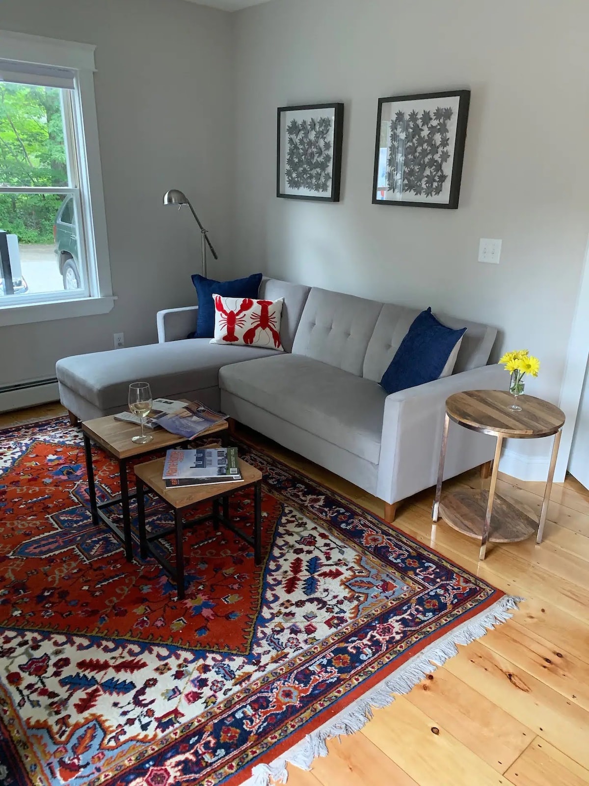 Living room of Emerson Cottage