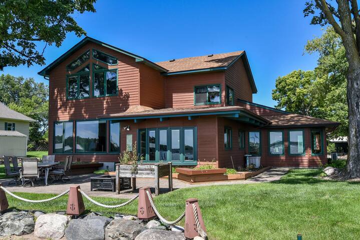 Sandy Shores Lake MTKA: Mound Mn gallery image 2