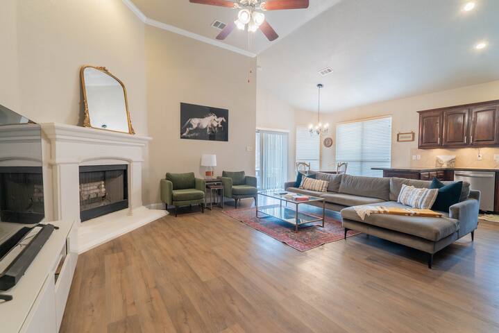 Quiet Home close to 35W + Pet friendly