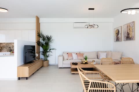 Successful Airbnb property: Kayo, The ultimate accomodation! in Δήμος Μυλοποτάμου