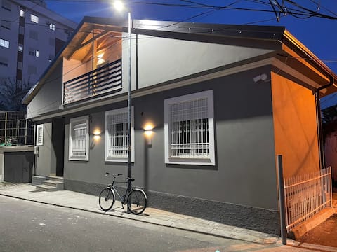 Ari's Shkodra House