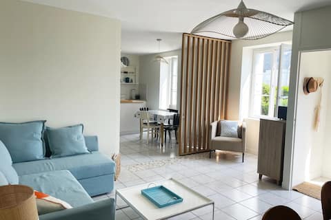 Top Airbnb: Bigoudène house 5 minutes from Pors Carn in Penmarch