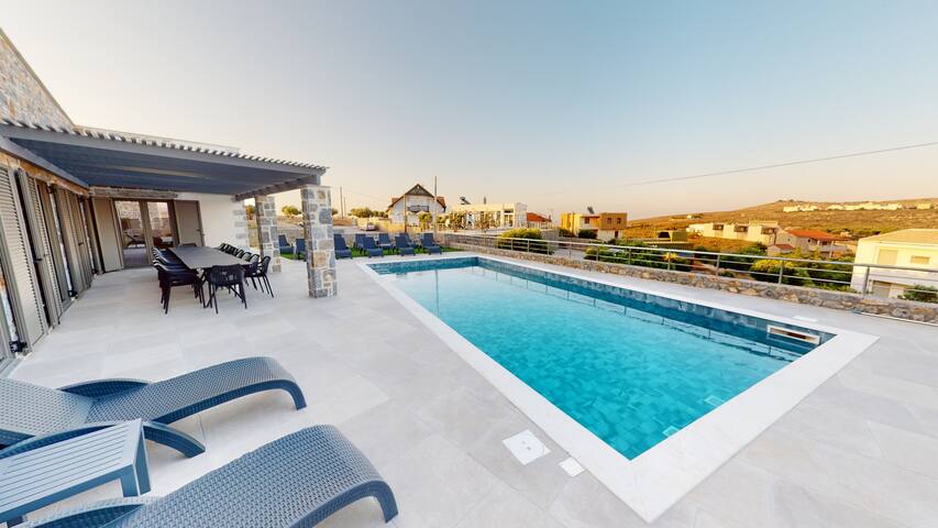 Marina Luxury Villa by Cretevasion gallery image 2