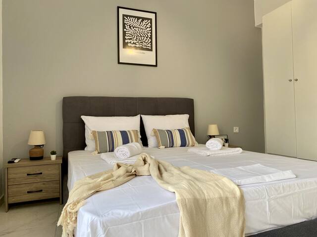 El Greco Apartment managed Airbnb listing 2