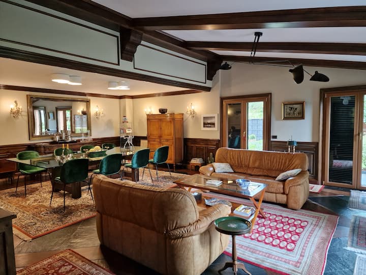 Villa Comorera - Magnificent Villa, Pool, Garden. - Meis