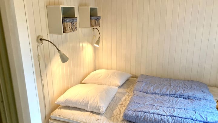 2号卧室，配有3/4张床。 