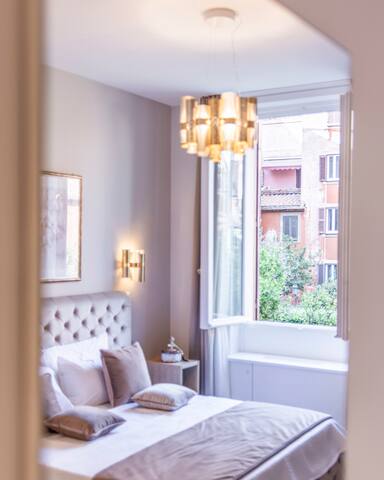 Vivi Trevi Luxury Suites gallery image 5