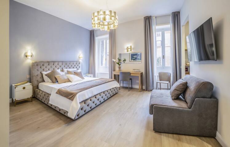 Vivi Trevi Luxury Suites gallery image 3