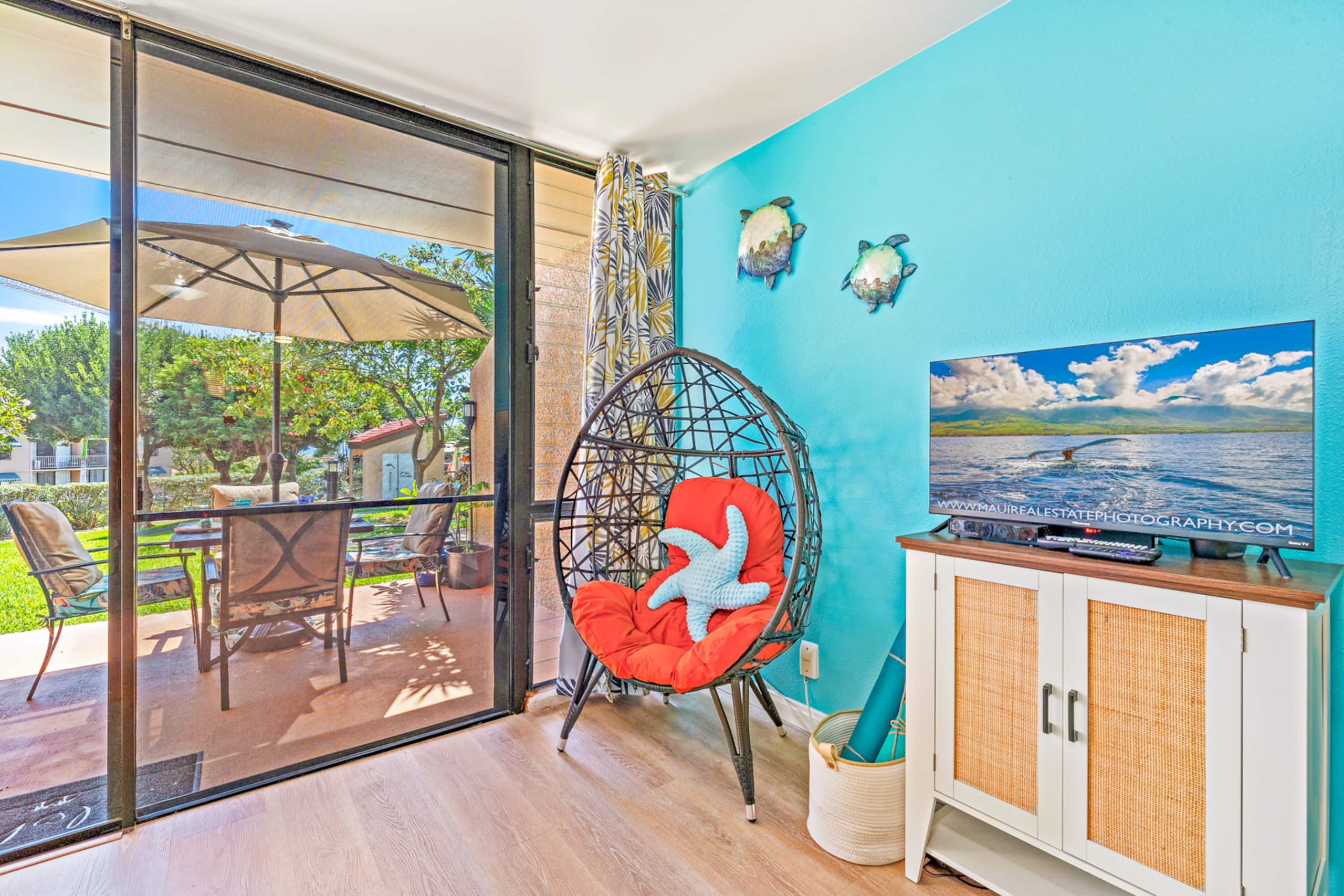 Condo in Kihei · ★4.98 · 1 bedroom · 2 beds · 1 bath - Image 6