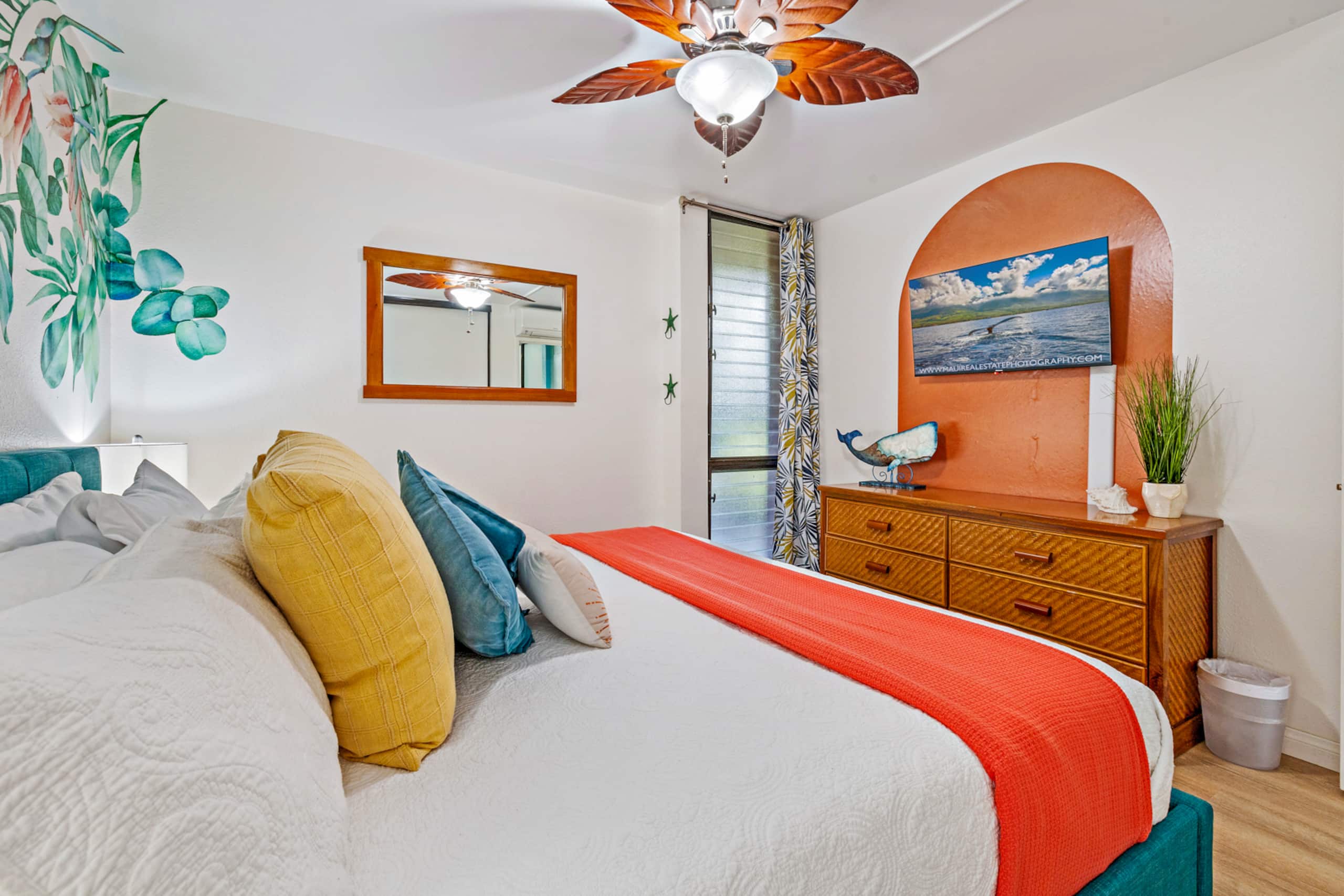 Condo in Kihei · ★4.98 · 1 bedroom · 2 beds · 1 bath - Image 19
