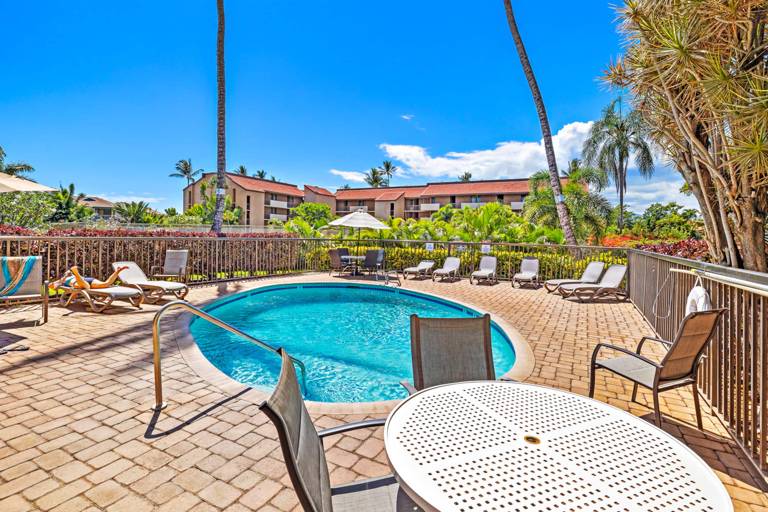 Condo in Kihei · ★4.98 · 1 bedroom · 2 beds · 1 bath - Image 39