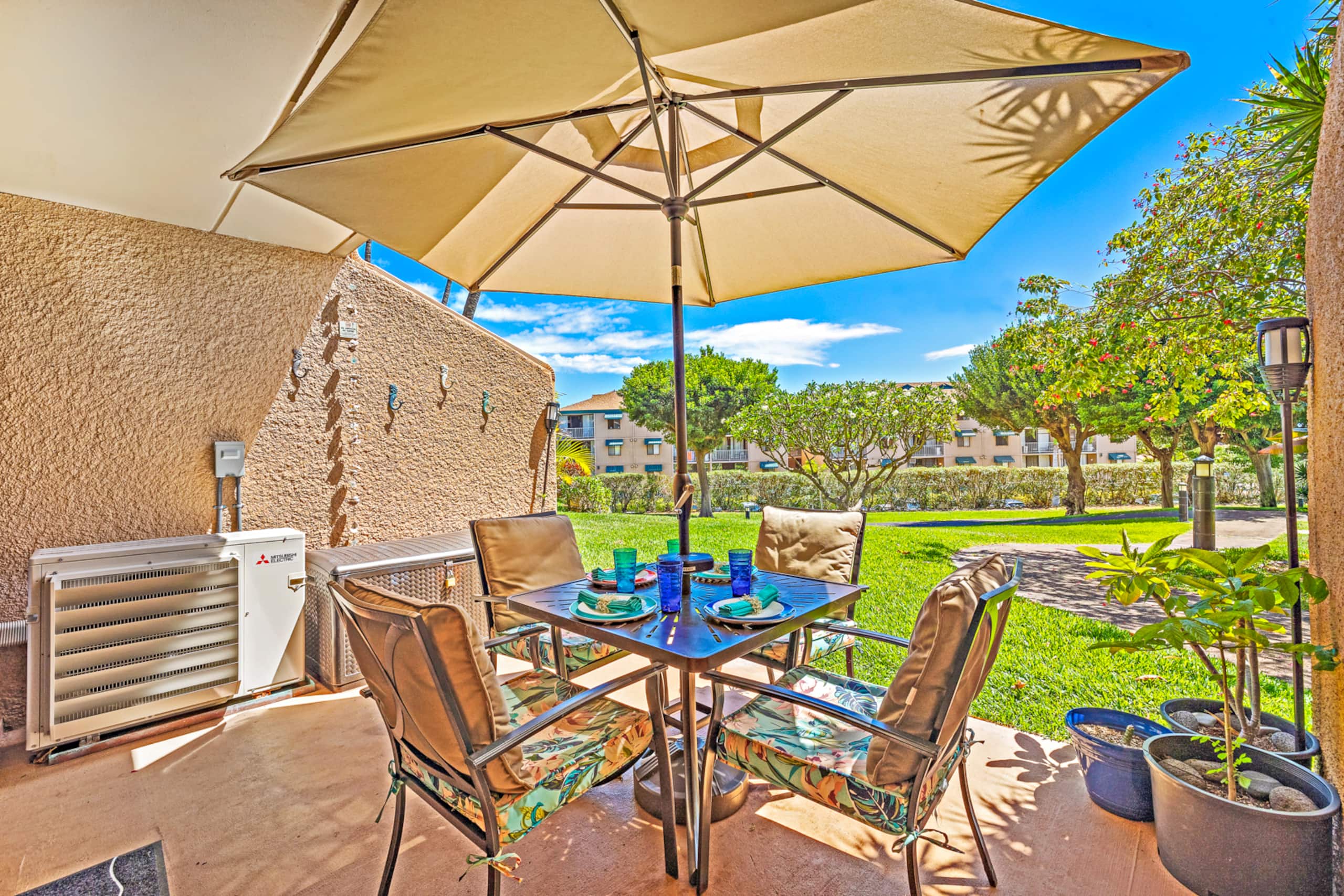Condo in Kihei · ★4.98 · 1 bedroom · 2 beds · 1 bath - Image 25
