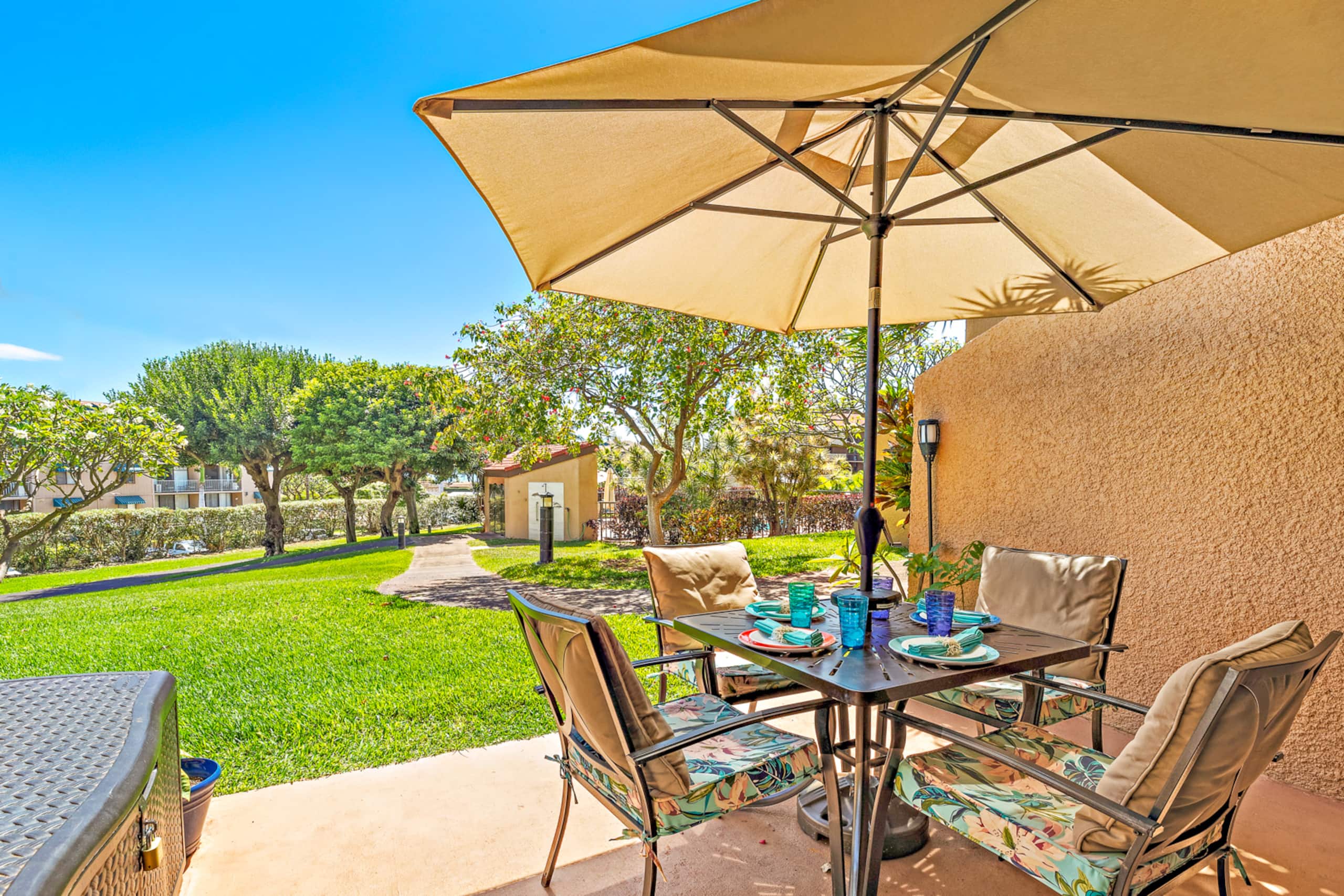 Condo in Kihei · ★4.98 · 1 bedroom · 2 beds · 1 bath - Image 24