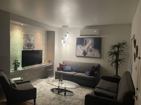 Beautiful comfortable1 apartment well located
