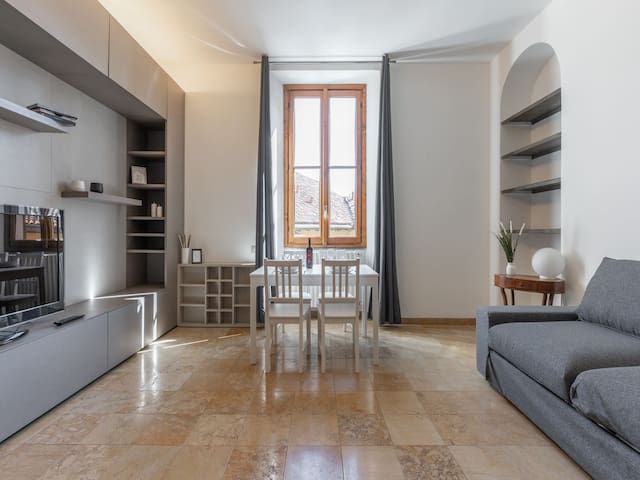 The Best Rent – Two-bedroom apartment near Navigli