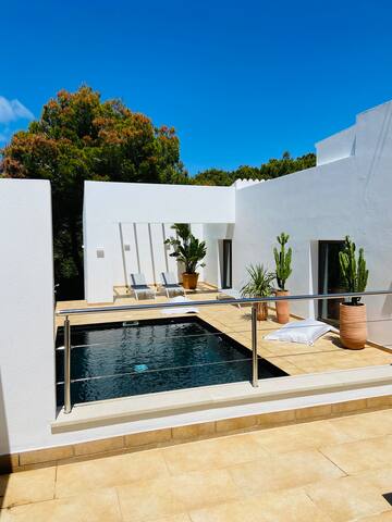 Maison au calme avec piscine gallery image 2