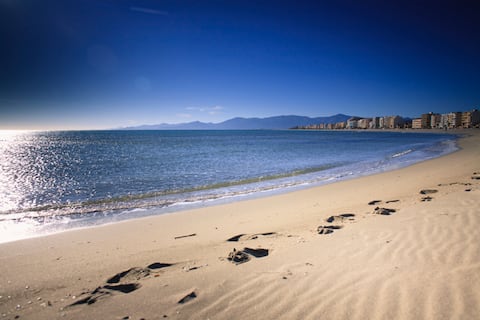 Maison Canet beach center + parking