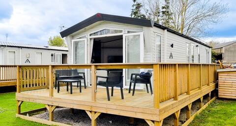 Pet-Friendly Fishing Lodge in York