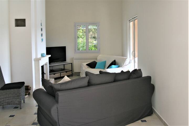 Villa 162 M² - 8/9 Pers - 4 Chambres - Piscine - Le Lavandou