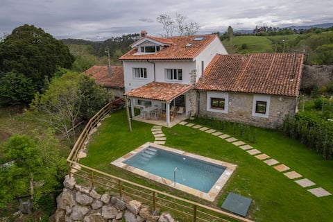 Wishome - Heated Pool House, Search Comillas