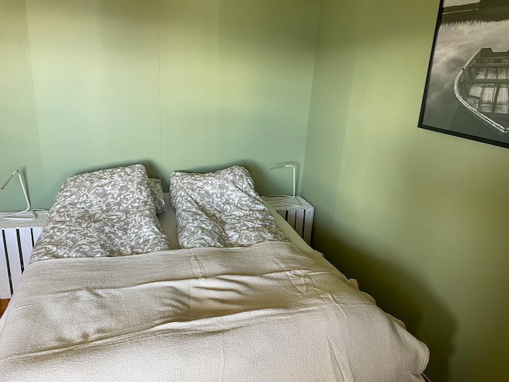 غرفة النوم 2