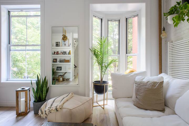 Stunning Luxury Townhouse – Cobble Hill gallery image 4