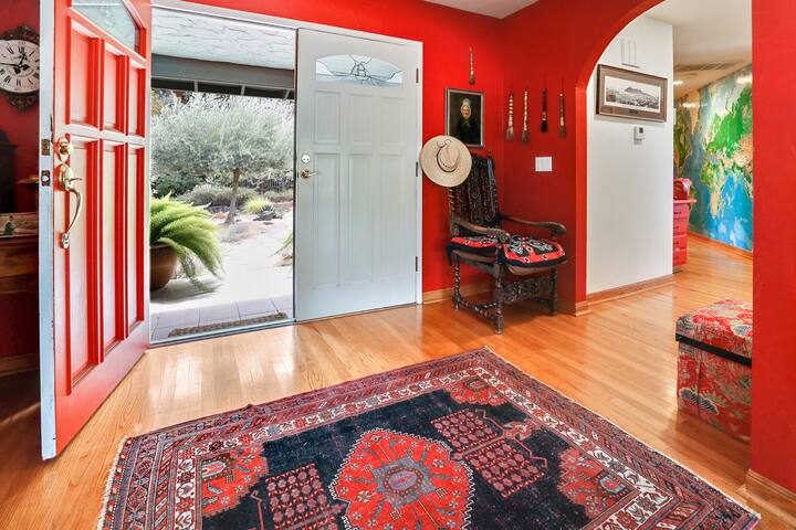 Family Home with Great Views gallery image 3