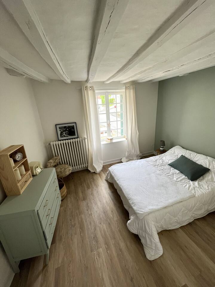 საძინებელი 1