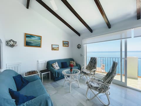 Top Airbnb: Great views, 3-bdr, shared pool en Salobreña
