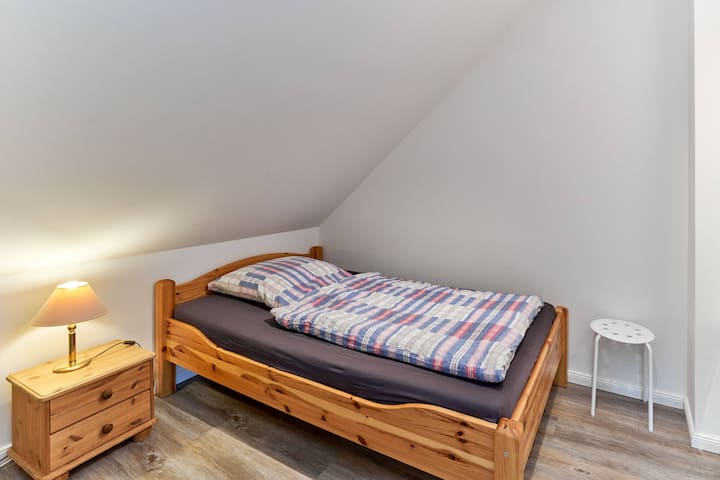 Spavaća soba 2, The Wattläufer