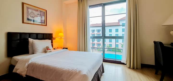 Common bedroom with single bed