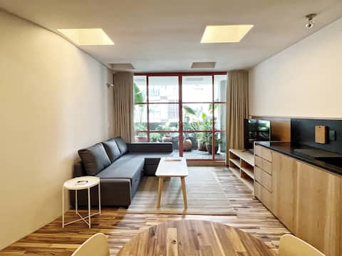 Top Airbnb: xolo stays / minimal design Loft w balcony in Cuauhtémoc