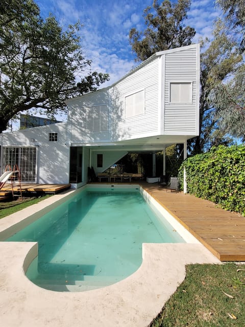 Casa Mojada