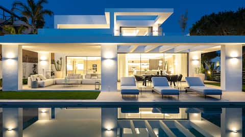 Villa Verde Mare – 5 Suites, Heated Pool & Gym