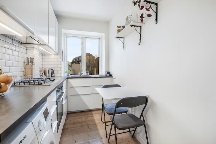 Simple and comfortable bedroom