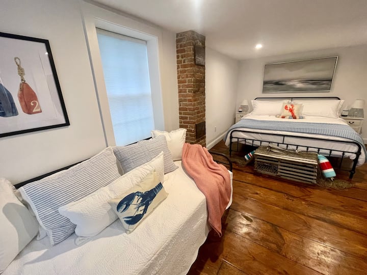Dormitorio de langosta tamaño king con sofá cama